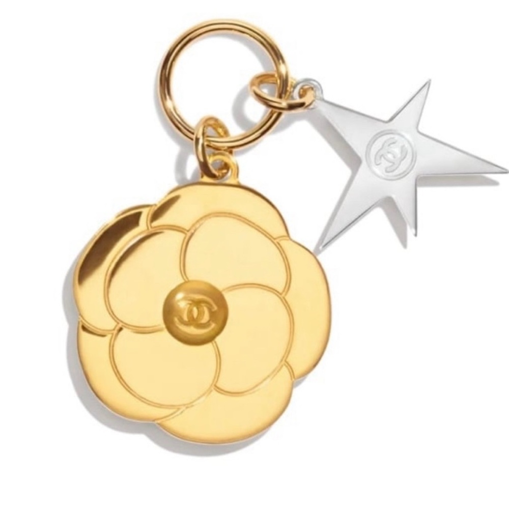 Chanel Camellia Holiday Charm 2025